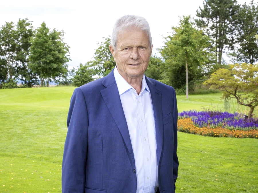 Portrait von Dietmar Hopp